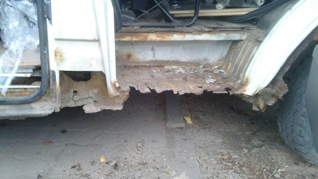 Кузовной ремонт FordTransit (2002)
